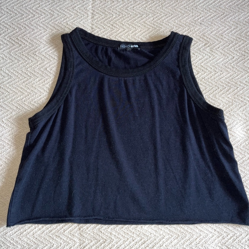 Black FASHIONOVA top